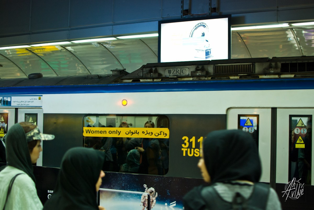 Metro de Mujeres en Tehrán