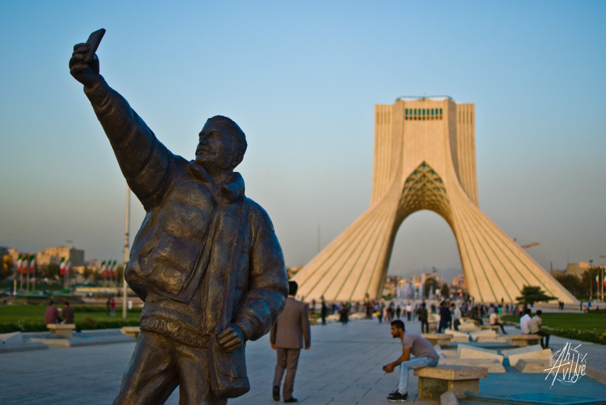 Selfie en la Torre Azadi