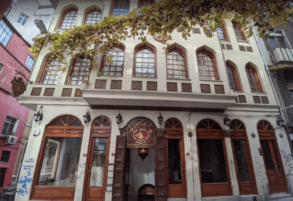 Fachada de Aga Hamami en Estambul